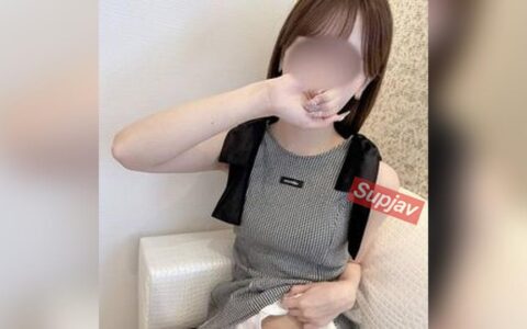 FC2-PPV-4964839 โฮสเตสสาวหุ่นเพรียวอกสวยที่เคลิ้มเมื่ออยู่สองคน